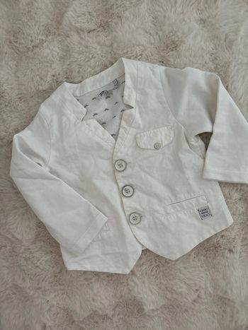 Très jolie blazer chic ikks 18 mois blanc