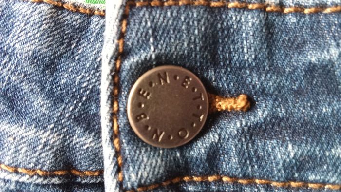 Short en jean United colors of Benetton XL / 11 ans - photo numéro 2