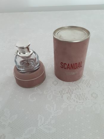 Boîte et vaporisateur vide de 30ml marque scandal de jean Paul gaultier