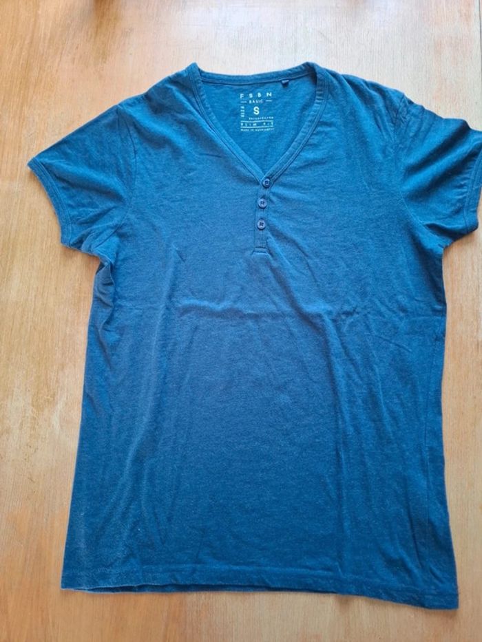 T shirt bleu FSBN - photo numéro 2