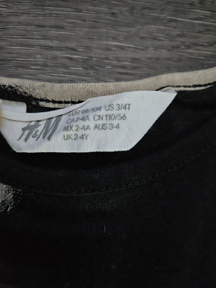 Robe H&M taille 3/4 ans - photo numéro 2