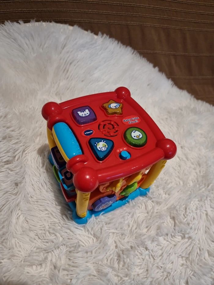 Baby cube d'éveil vtech - photo numéro 2