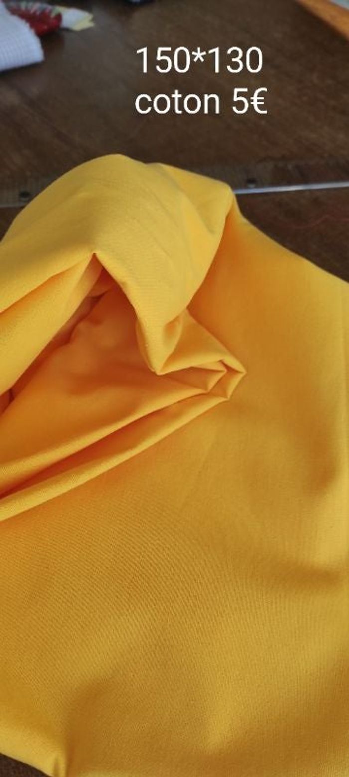 Tissus coton jaune