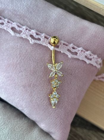 Piercing nombril doré acier inoxydable papillon neuf