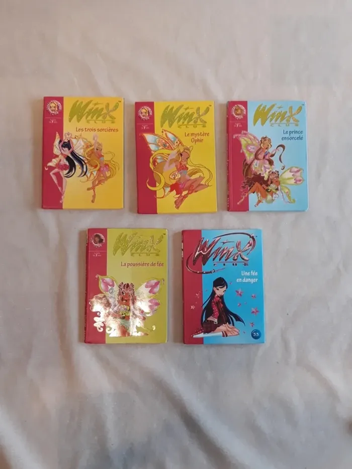Lot de 5 livres winx