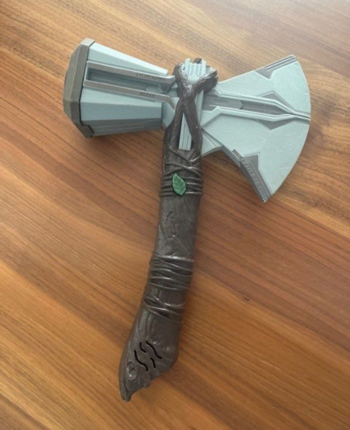 Hache thor