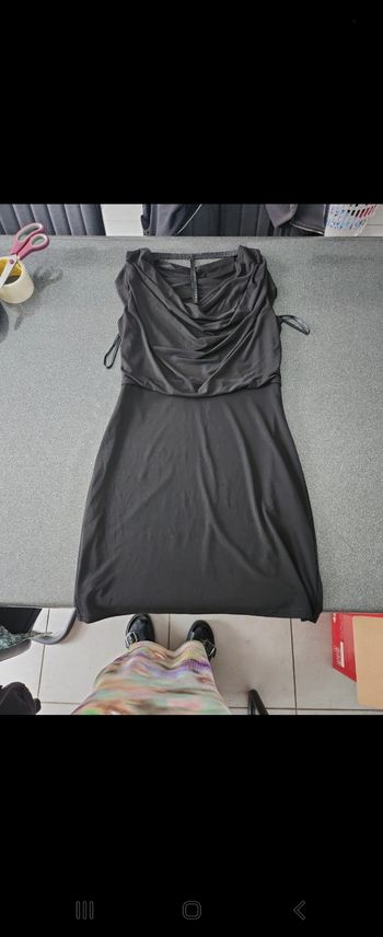 Robe noir Morgan