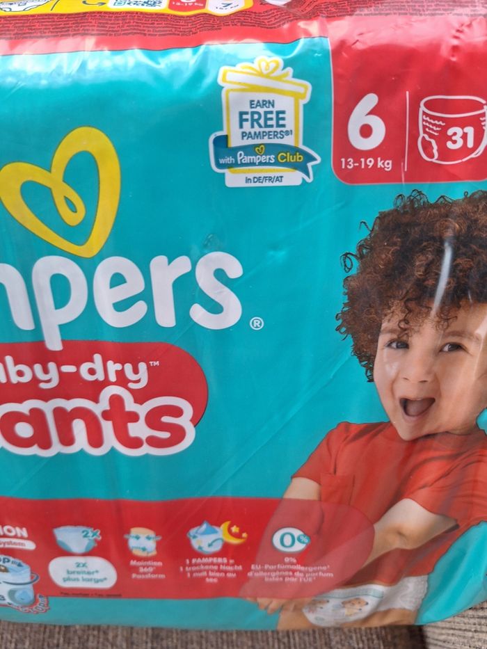 2 paquets de 32 pants pampers taille 6 pour bébé de 13 à 19 kg  soit 62 pants - photo numéro 2