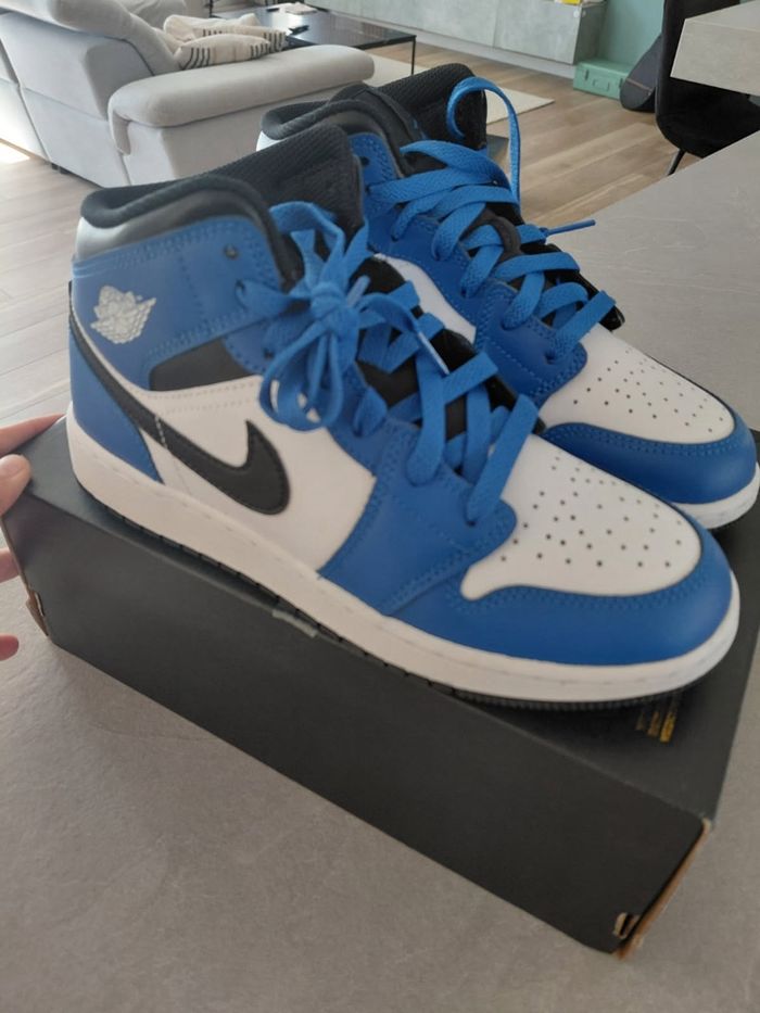 Baskets Nike Jordan neuves 38 - photo numéro 5