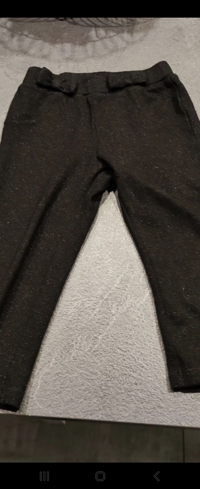 Pantalon noir a paillette