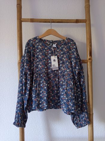 Jolie blouse fleurie Liberty Petit Bateau 10 ans neuve avec étiquette