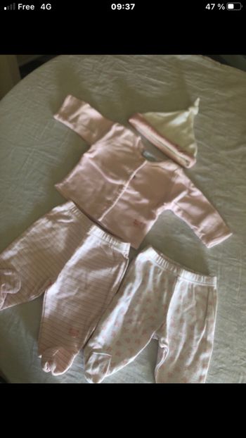 Lot vêtements bébé fille