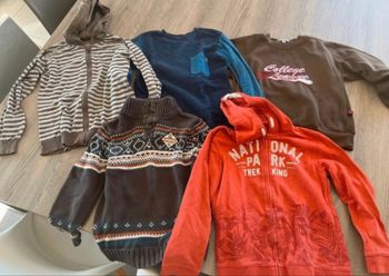 Lot de pull taille 10 ans