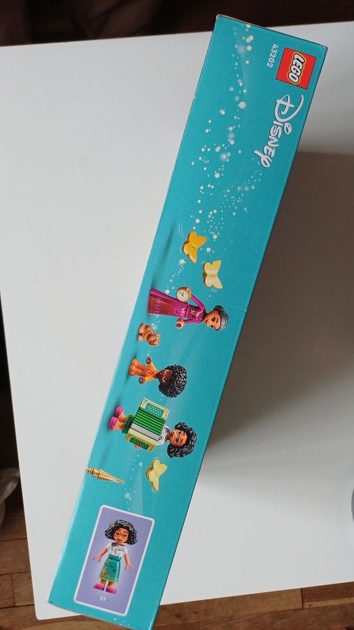 La maison Madrigal LEGO Disney 43202 - photo numéro 4