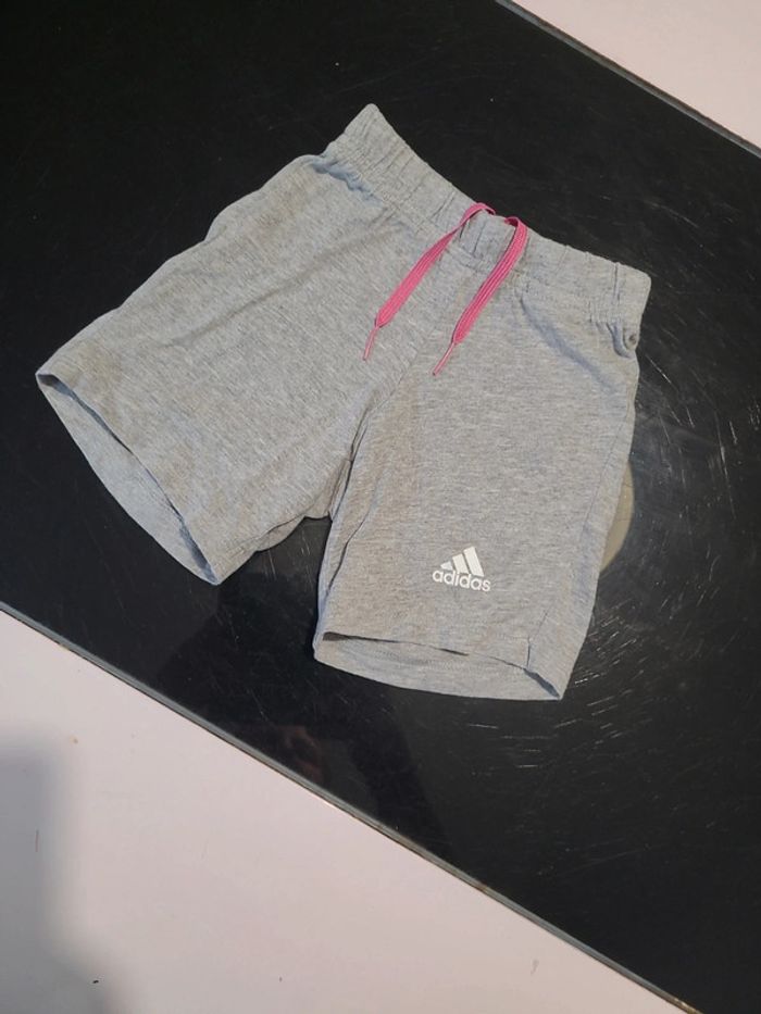 Short Adidas