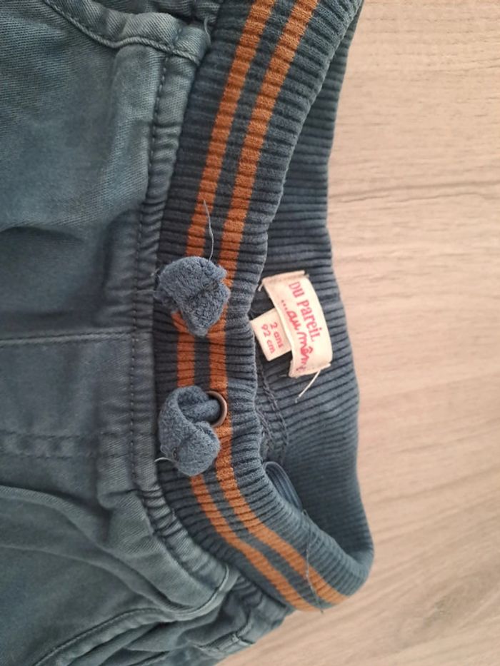 Pantalon 2 ans du pareil au même - photo numéro 2