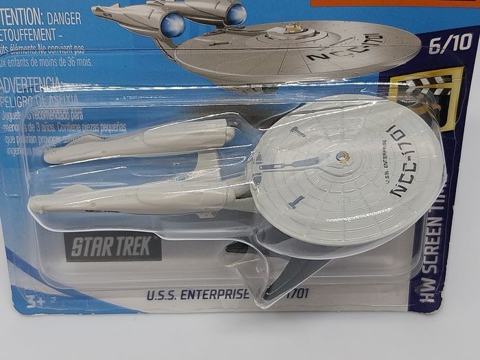 Hot Wheels USS Enterprise NCC-1701 2019 - photo numéro 2