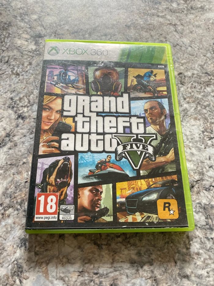 grand theft auto V Xbox 360 - photo numéro 1