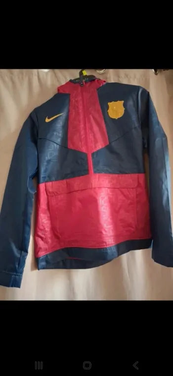 Veste Nike FC Barcelone Neuve – 12 ans / 152 cm