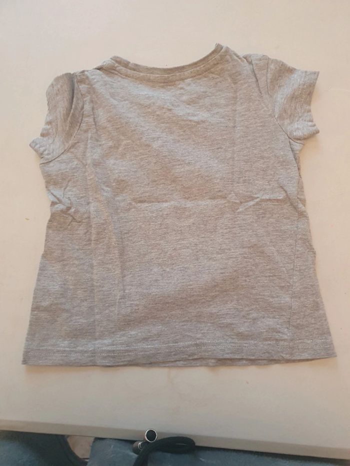 T shirt primark 3 ans - photo numéro 2