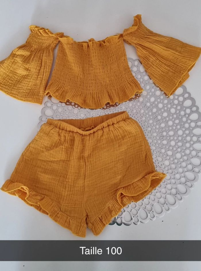 Ensemble moutarde