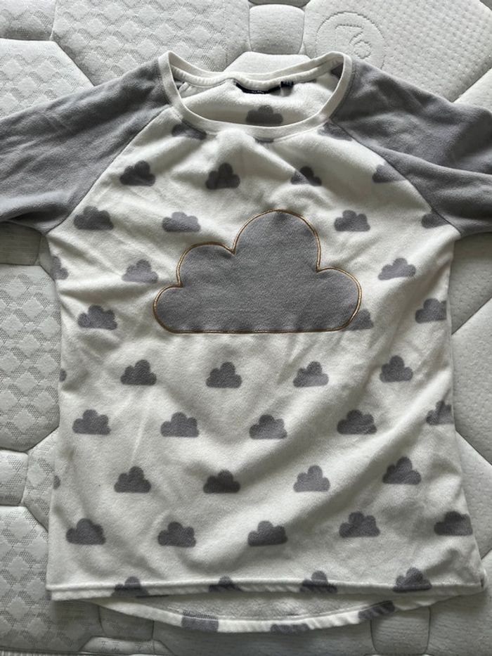 Haut de pyjama chaud