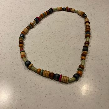 Collier perles en bois