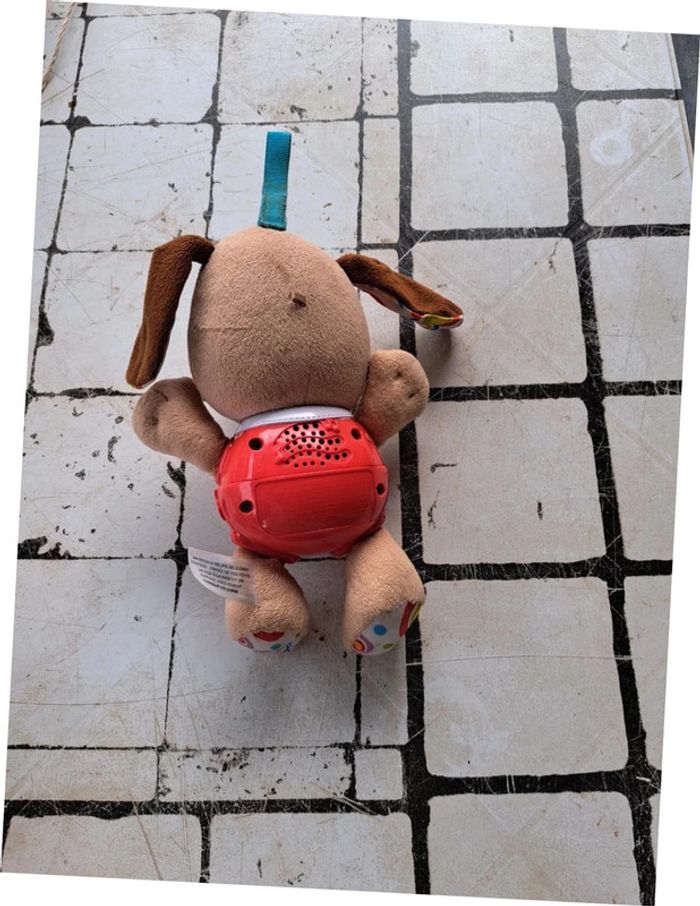 Chant'toutou brun
- Hochet Musical Vtech - photo numéro 2