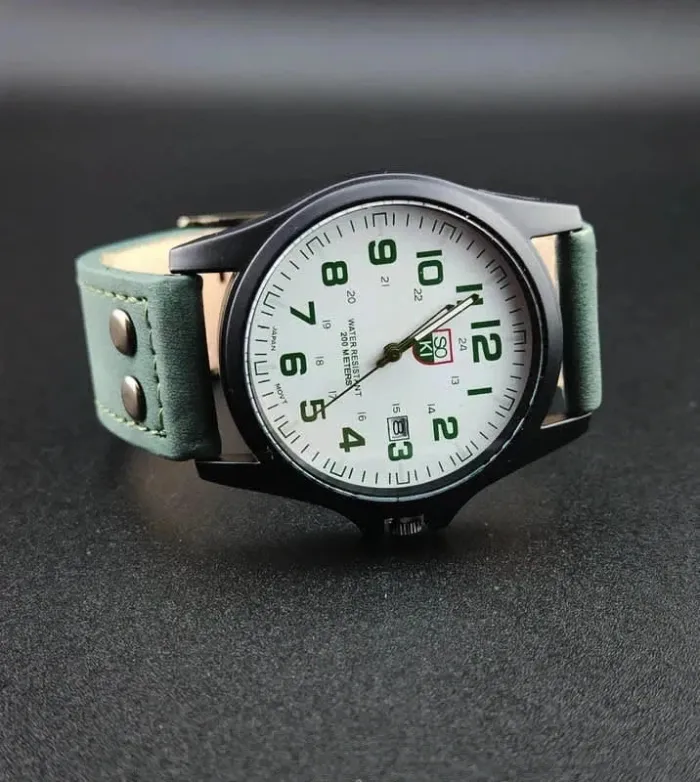 Montre tech verte sapin, renforcée - photo numéro 2