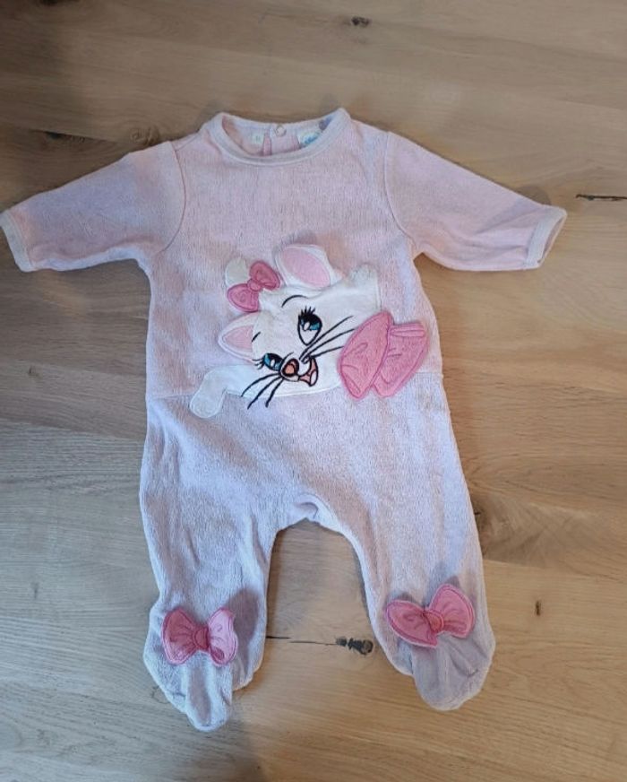Lot de 2 pyjamas velours  Disney fille 1 mois - photo numéro 2