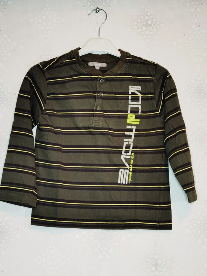 D2376 - tee-shirt garçon 8 ans