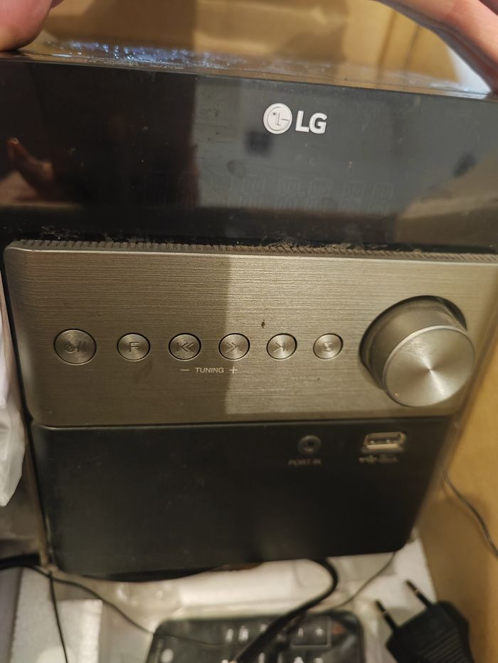 Chaîne hifi  LG - photo numéro 3