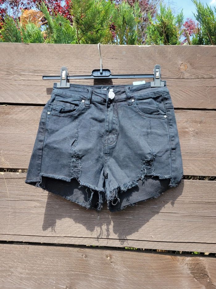 Short noir 36 S
