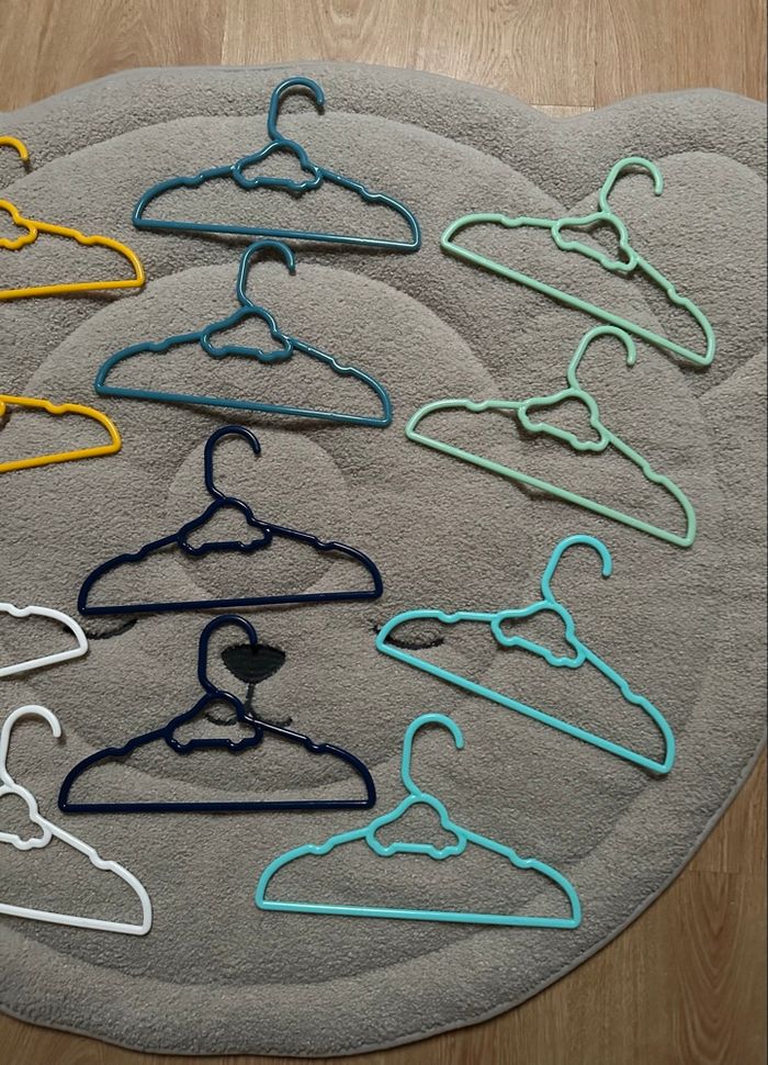 12 cintres - photo numéro 3