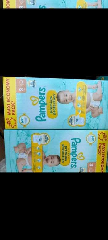 224 couches Pampers premium protection taille 3