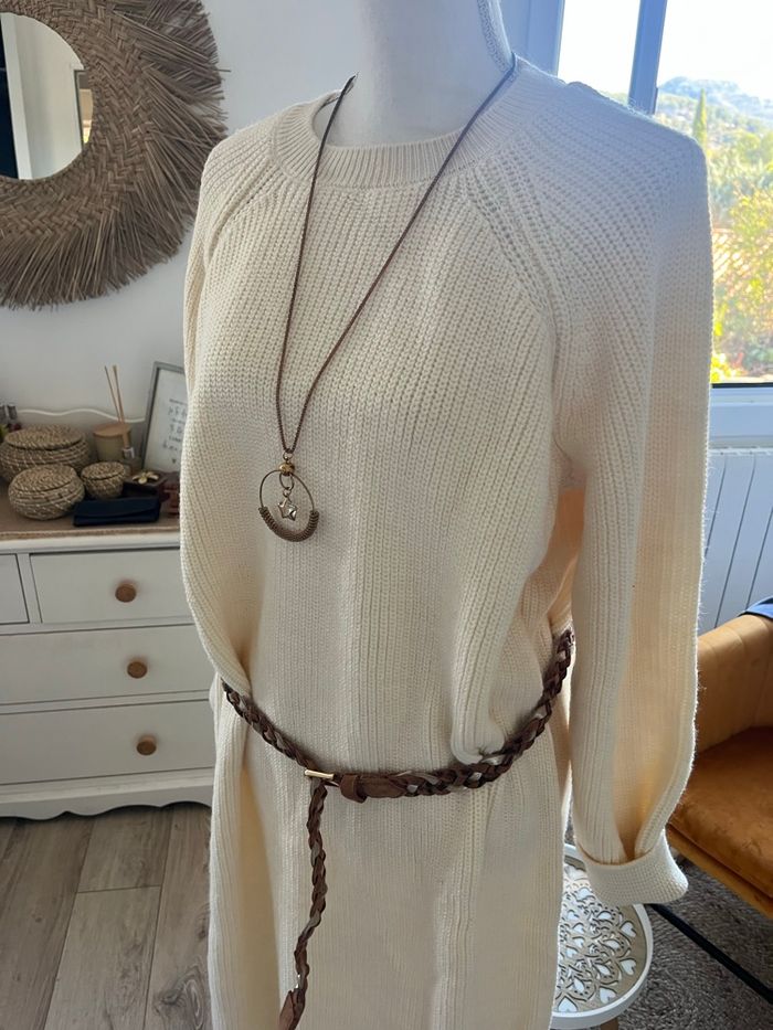 Magnifique robe pull hiver grosse maille écru neuve avec étiquette