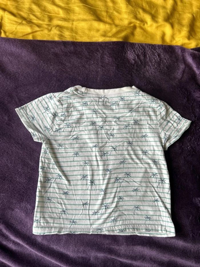 T-shirt manches courtes garcon en coton blanc rayé et palmiers Kiabi taille 3ans - photo numéro 3