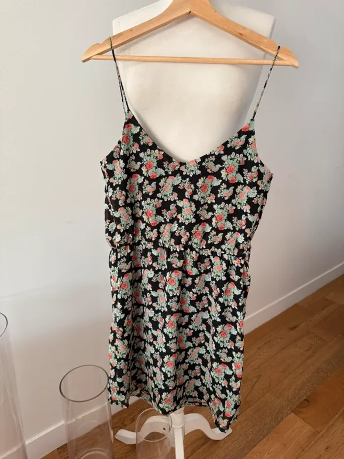Jolie robe effet portefeuille M/38 Jennyfer - photo numéro 5