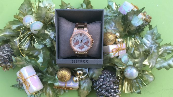 Magnifique Montre Guess