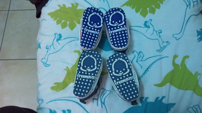 Lot paires chaussures T18 - photo numéro 6