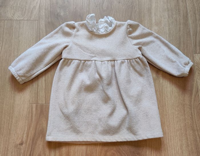 Lot robes hiver 18 mois - photo numéro 7