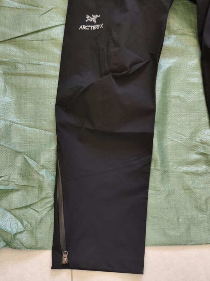 Pantalon imperméable arc' teryx Gore-Tex taille S neuf - photo numéro 8