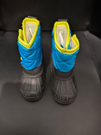 Après ski garçon. Pointure 18/19.