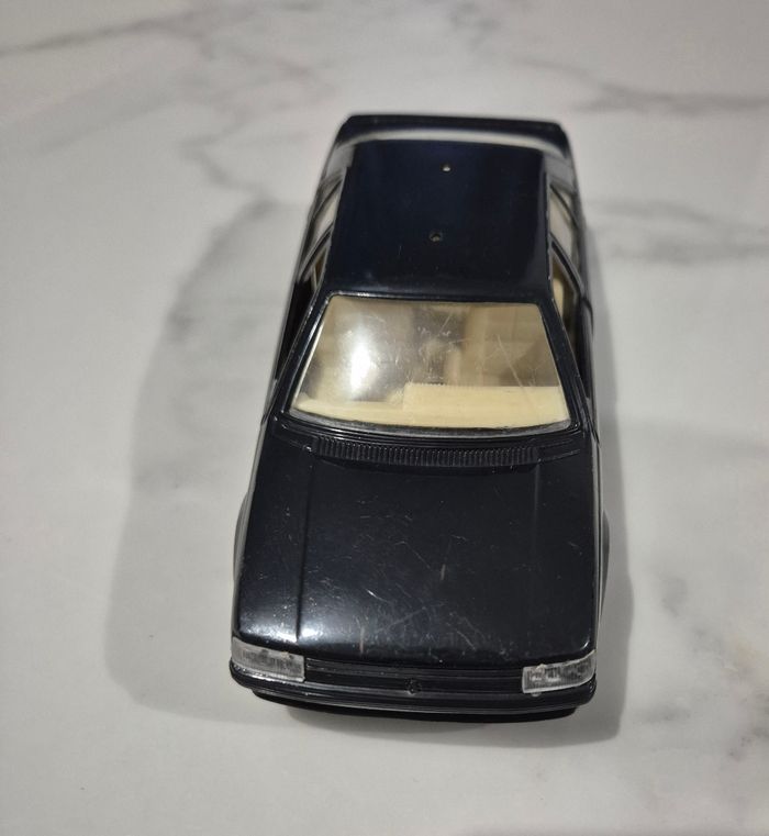 Voiture collection Mira ref 1018 Renault 25 GTX gris foncé 1/25 - photo numéro 2