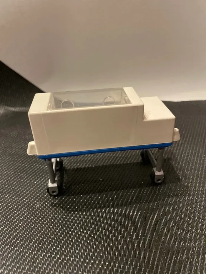 Playmobil couveuse bébé 4225 hôpital clinique naissance - photo numéro 3