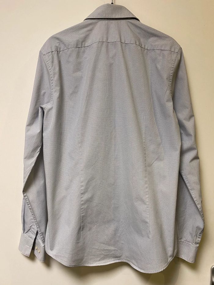 Superbe chemise blanche à motif bleu Calvin Klein taille L 40 traces au col sinon impeccable - photo numéro 3