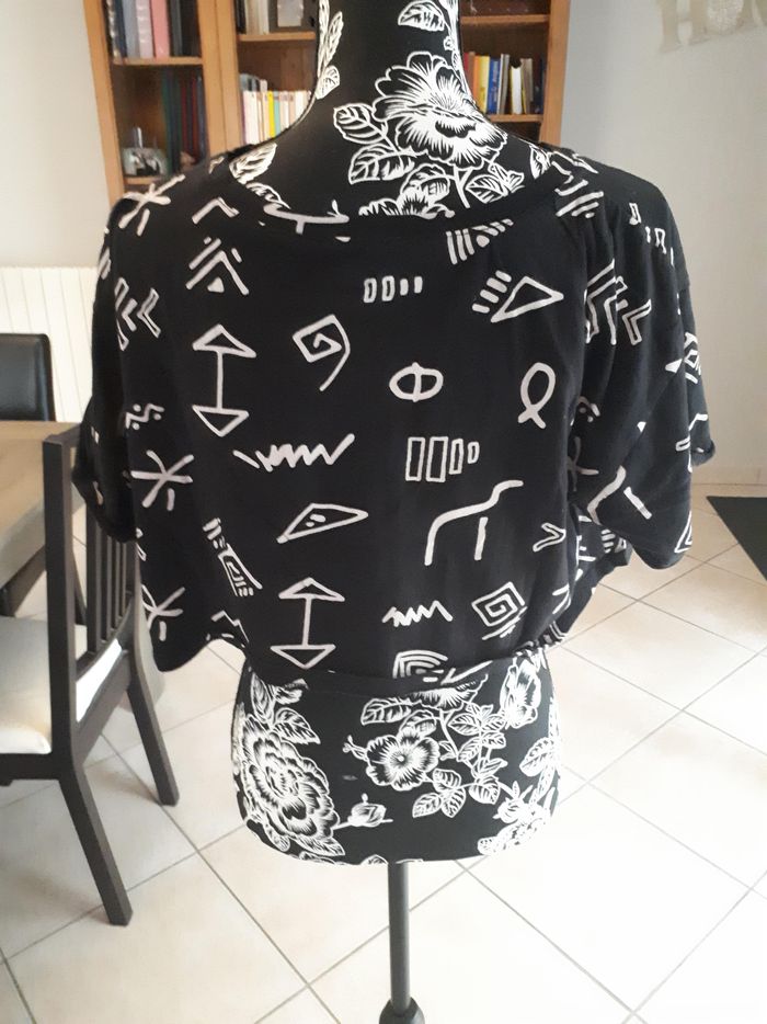 Tee-shirt - photo numéro 2