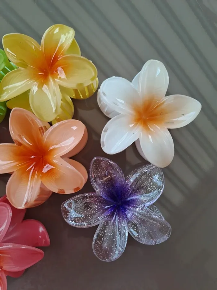 Pince cheveux fleur - photo numéro 3