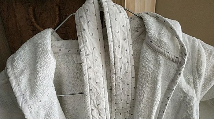 Peignoir de bain neuf 12 mois - photo numéro 3