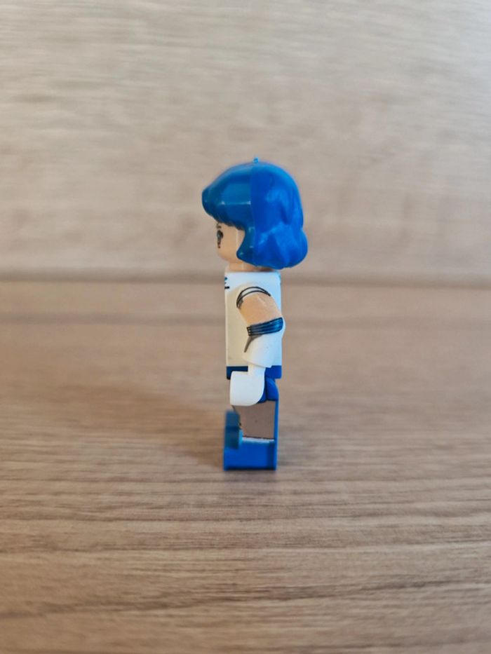 Figurine type lego Sailor Moon - photo numéro 2